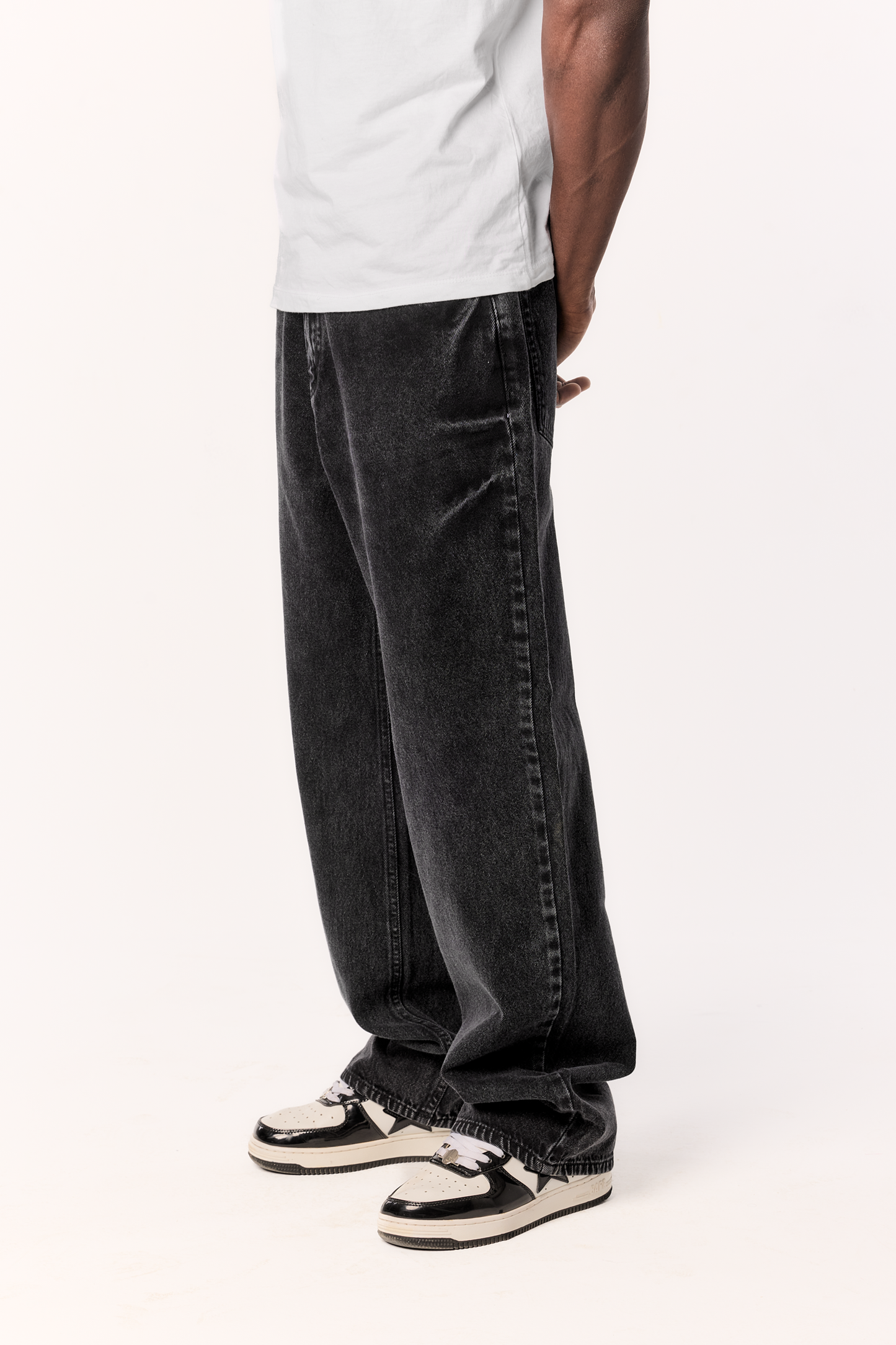 THUNDERBOLT BLACK BAGGY DENIM