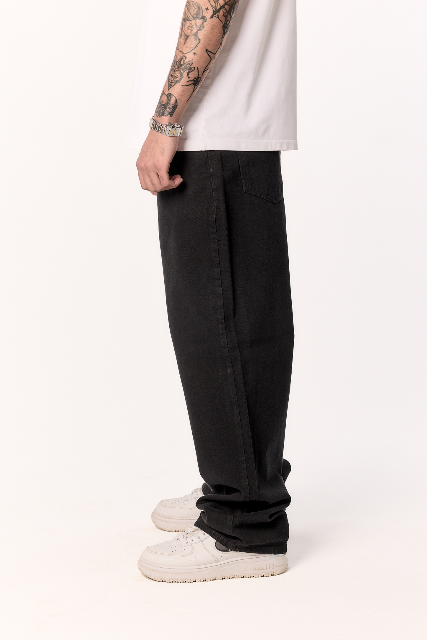 CHARCOAL BLACK BAGGY DENIM