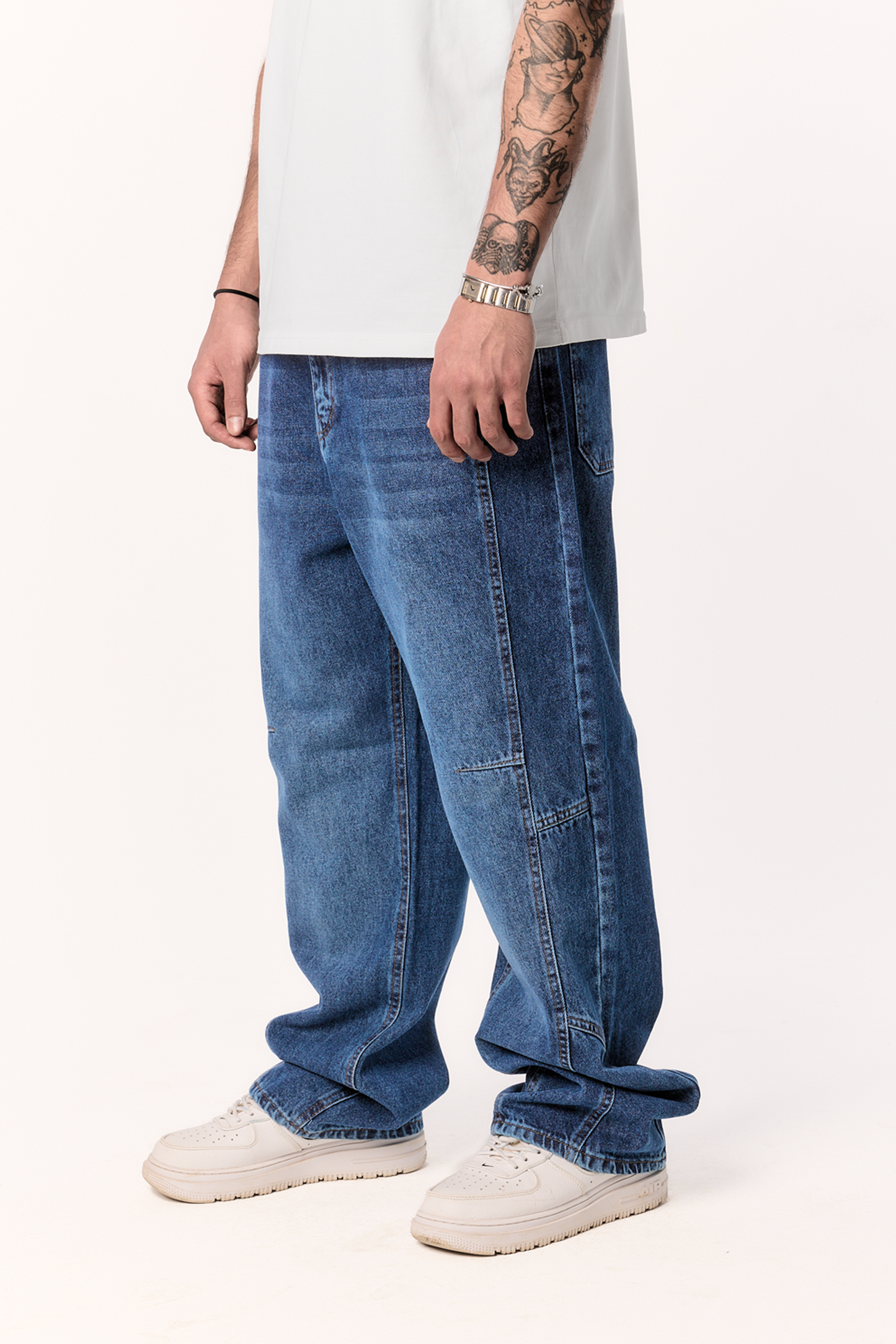STITCHED BLUE BAGGY DENIM