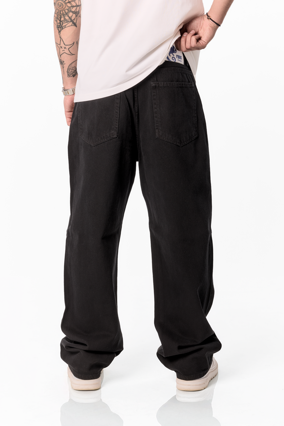CHARCOAL BLACK BAGGY DENIM