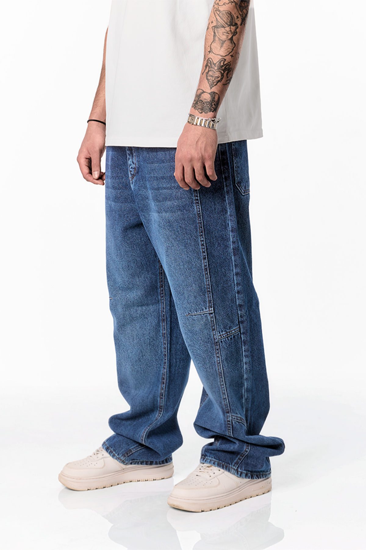 STITCHED BLUE BAGGY DENIM
