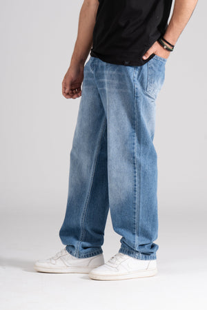 Lagged-Out Baggy Fit Jeans