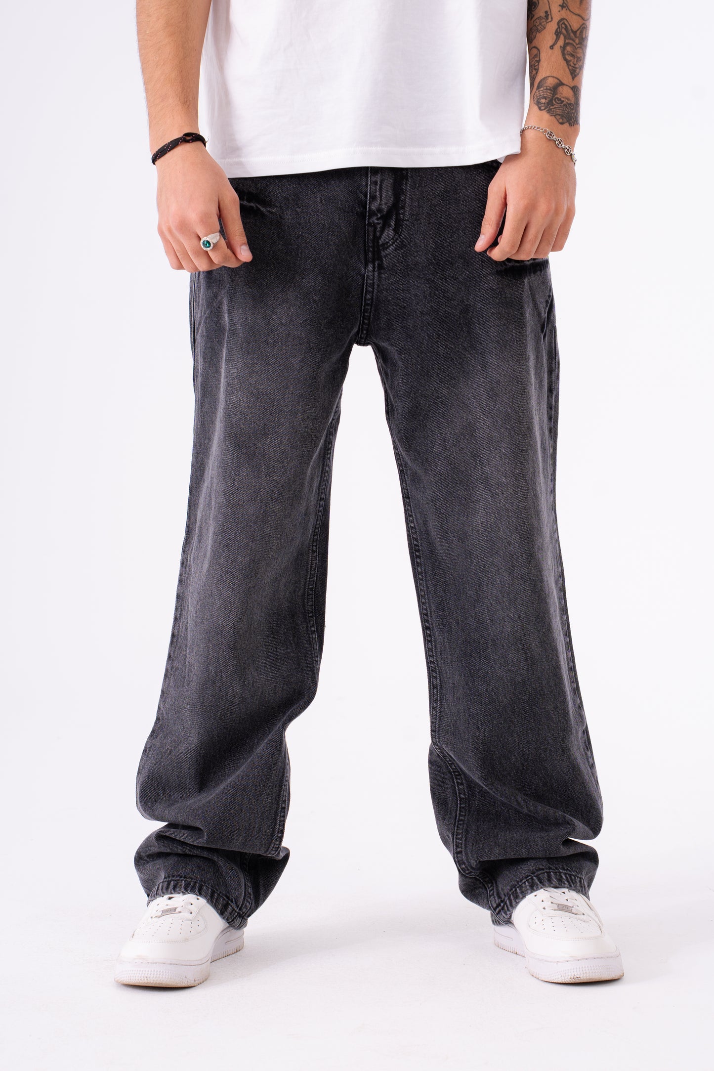 THUNDERBOLT BLACK BAGGY DENIM