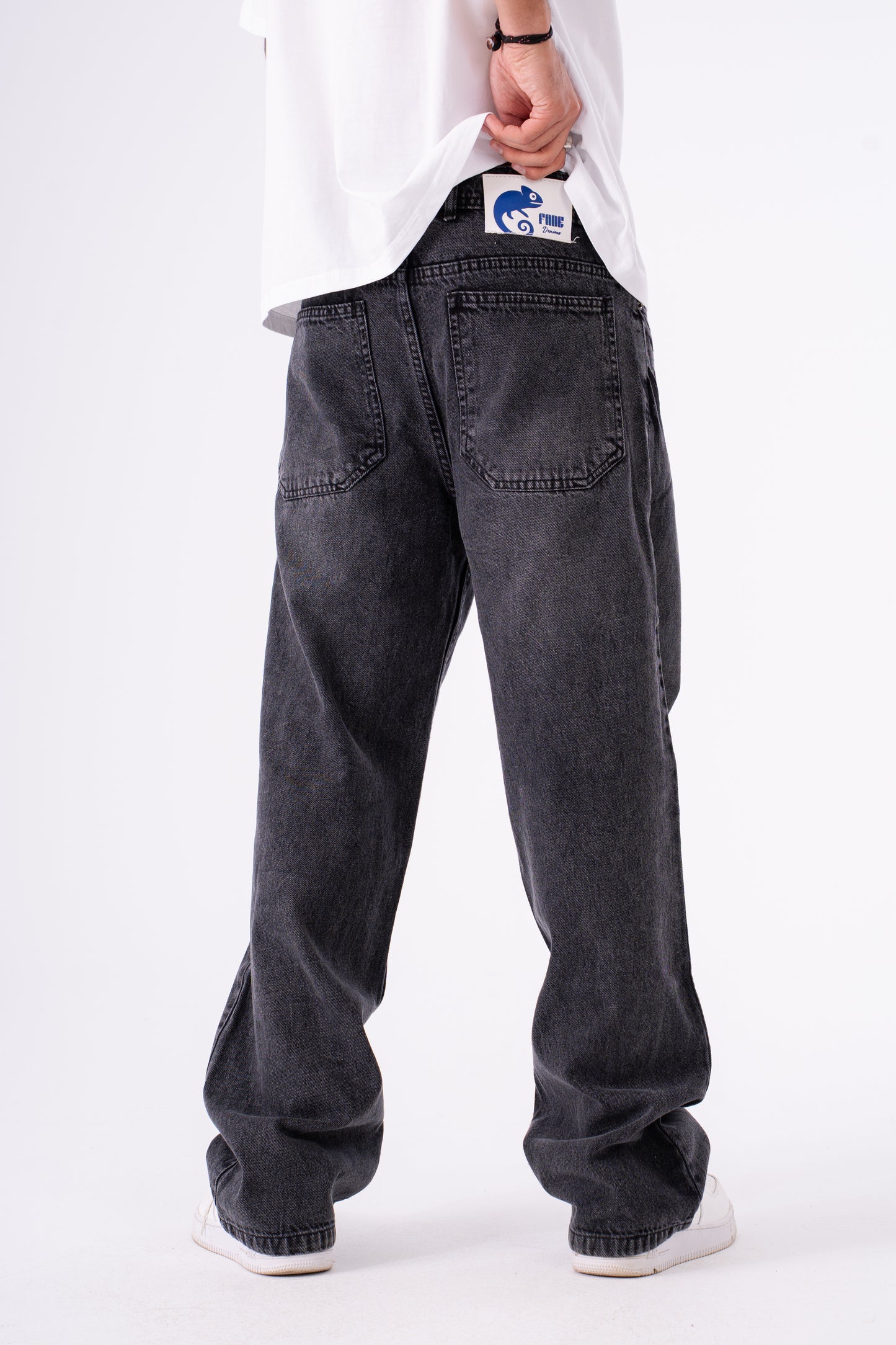 THUNDERBOLT BLACK BAGGY DENIM