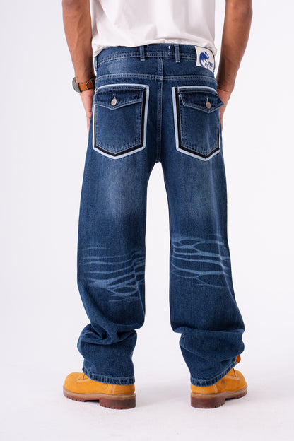 WHITE POCKET DARK BLUE BAGGY