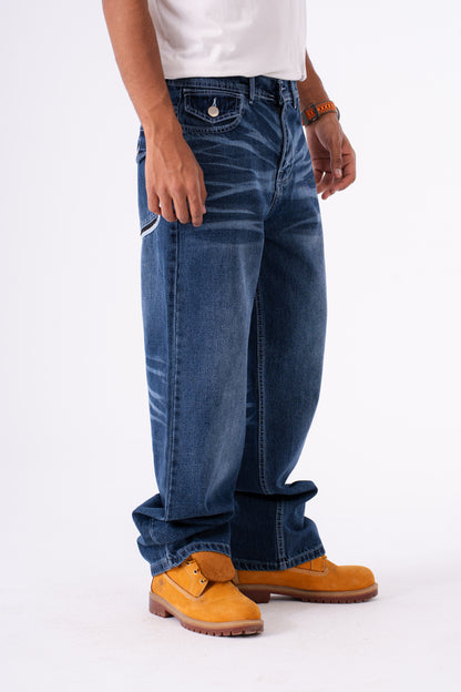 WHITE POCKET DARK BLUE BAGGY