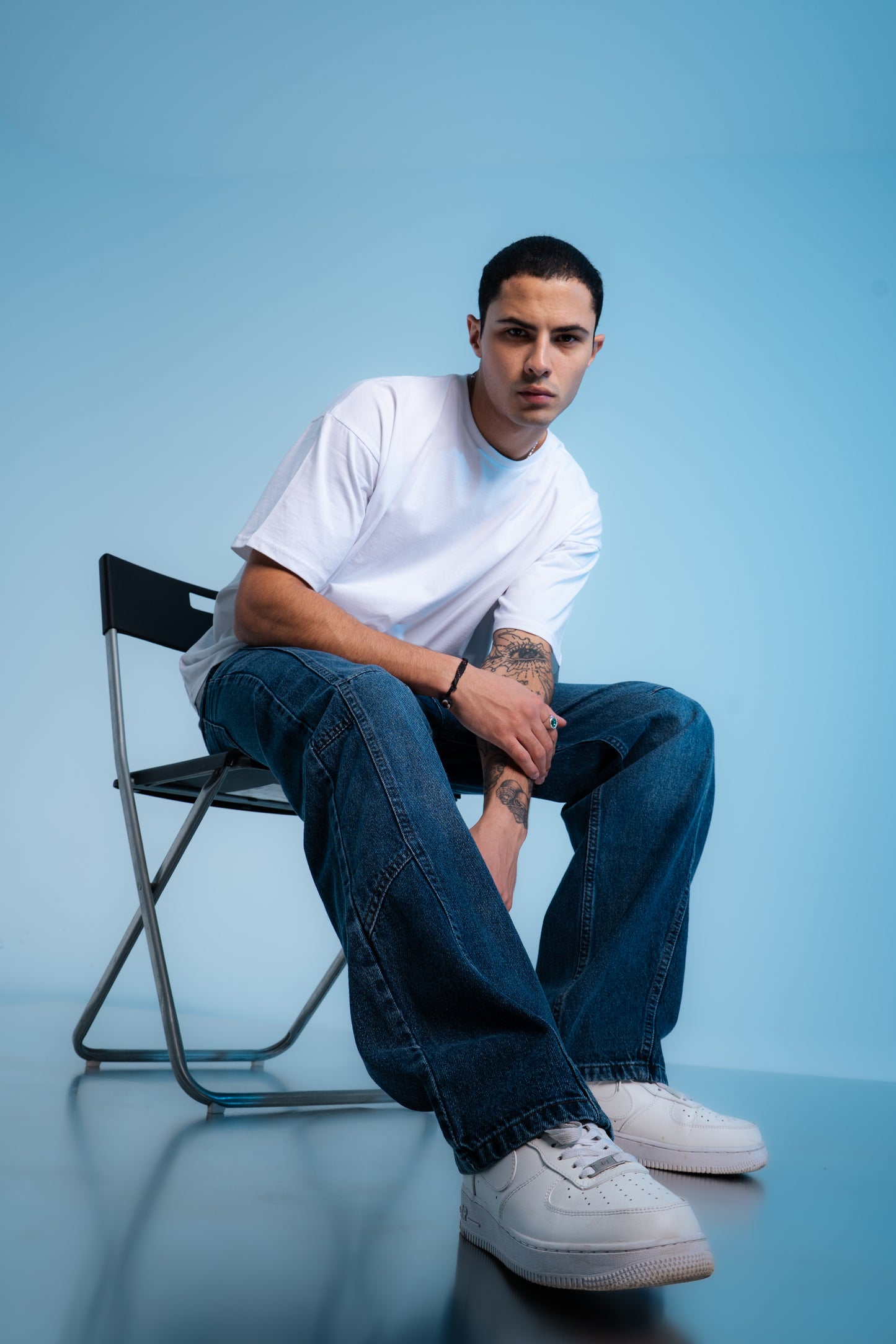 STITCHED BLUE BAGGY DENIM