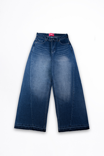 Indigo Twist Frayed  Wide-Leg Denim